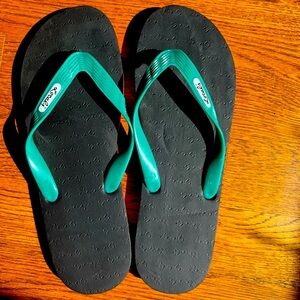 Men's Green and Black Flip-Flops